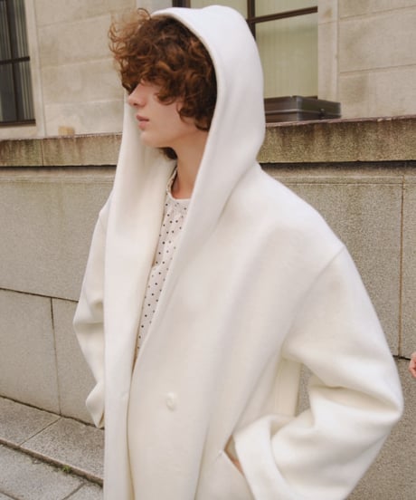 HOODED COAT