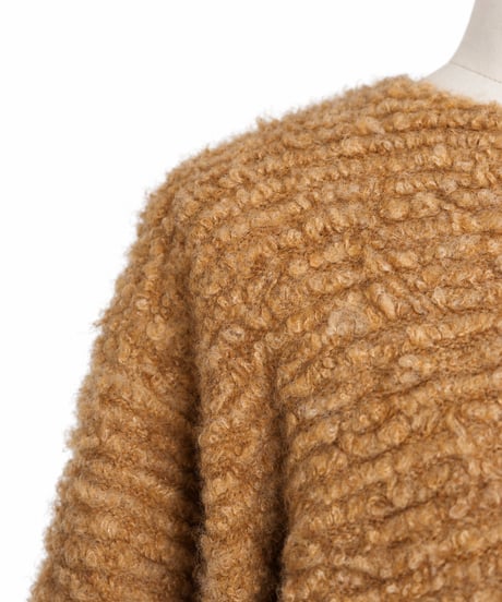 BOUCLE KNIT