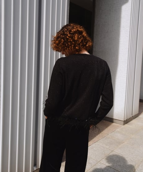 フェザーニット