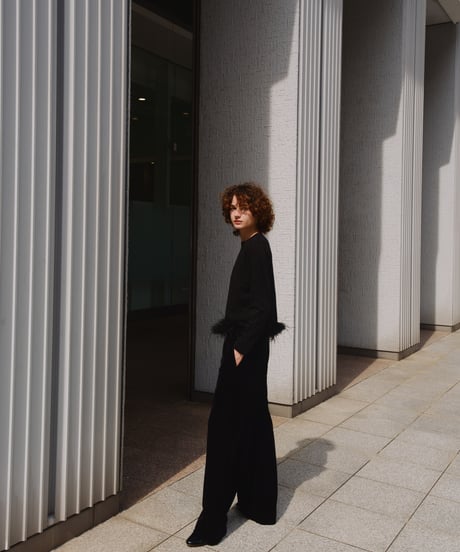 フェザーニット