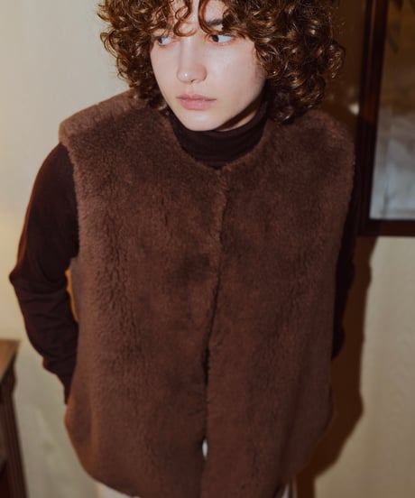 MOUTON VEST