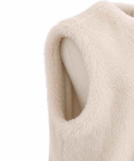 MOUTON VEST