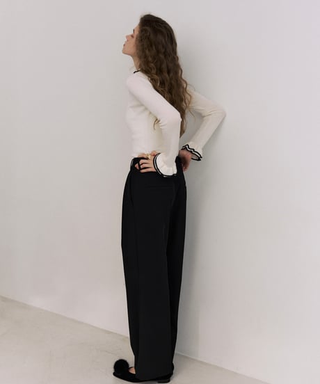 セミワイドパンツ