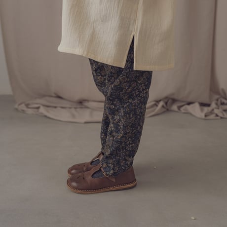 Tapered pants / Merry flower-black