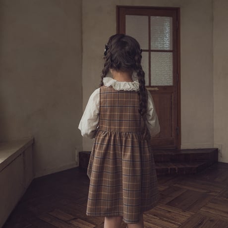 Financier dress / Camel check