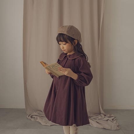 Religieuse dress / Fig