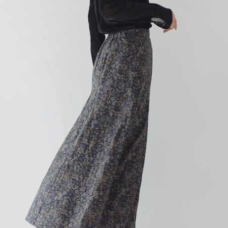ladies Flare tuck skirt / Merry flower - Black