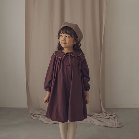 Religieuse dress / Fig