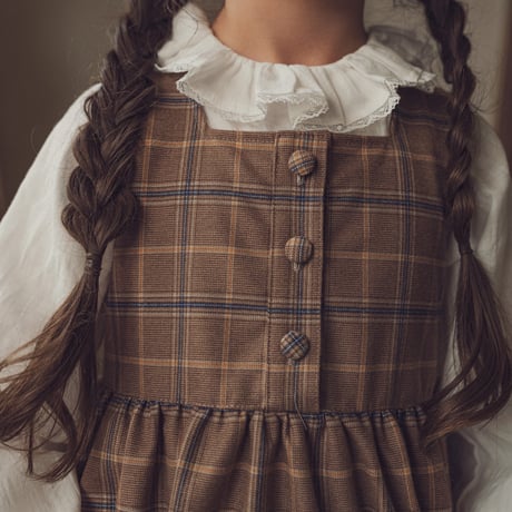 Financier dress / Camel check