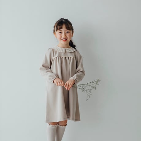 Petal / milk beige
