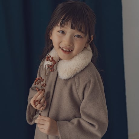 Winter coat / Milk tea