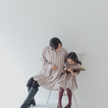 ladies Religieuse dress / Antique beige