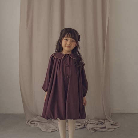 Religieuse dress / Fig