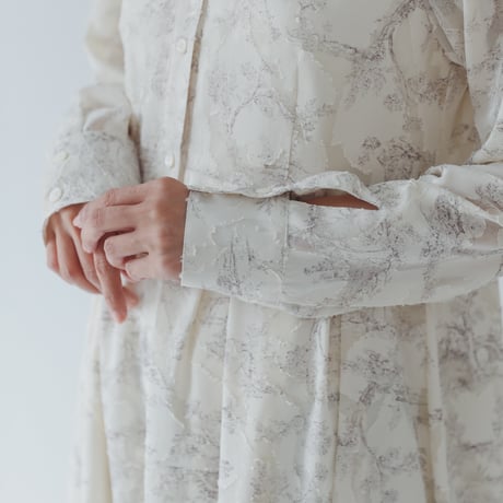 ladies Tuck dress / Toile de jouy - ivory