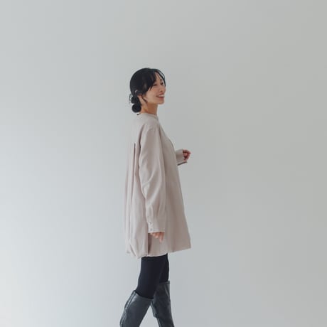 ladies Religieuse dress / Antique beige