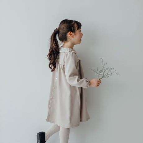 Petal / milk beige