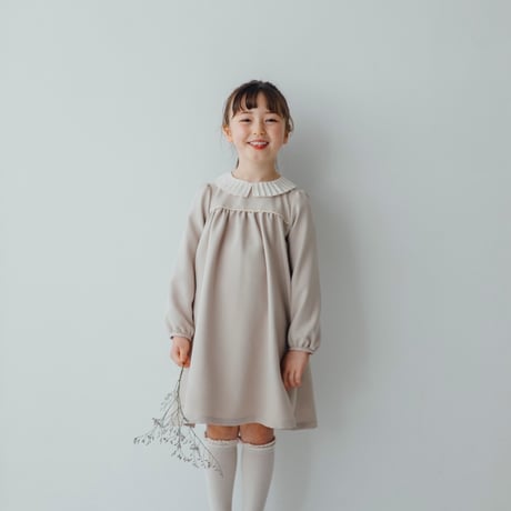 Petal / milk beige