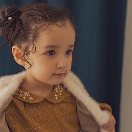 Baby fur vest / Milk