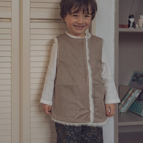 Reversible fur vest / Milk