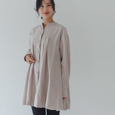ladies Religieuse dress / Antique beige