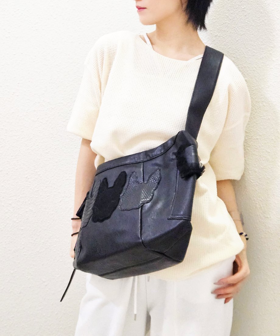 6adf27dc528bdd11ae7065ec