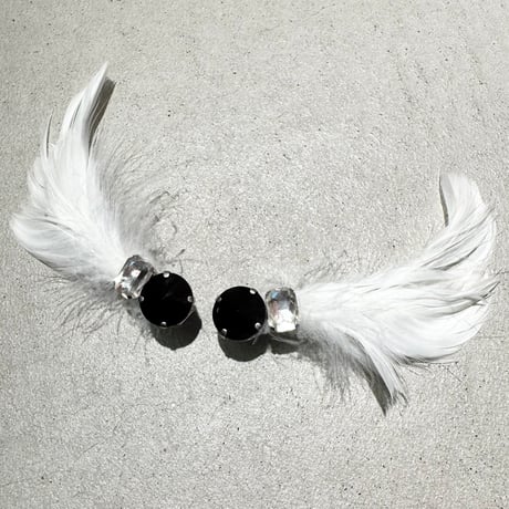 eeeee//feather hair clip