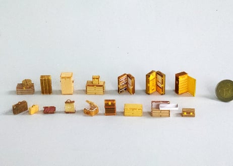 ガレット製作　１：４８スケール　アンティーク・ルイ・ヴィトン　ペーパー・ミニチュア　トランク　　18個
