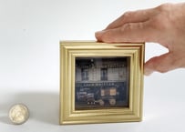 ガレット製作　Mini du L'Oro　シリーズ　ペーパー　ミニチュア　ディヴァリー・ワゴン　ニース店の前で