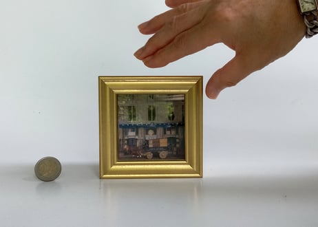ガレット製作　Mini du L'Oro　シリーズ　ペーパー　ミニチュア　ディヴァリー・ワゴン　パリ　スクリーベ通り店の前で