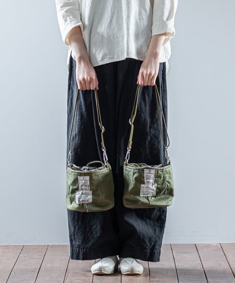 ARTE POVERA｜【 26WI57 】 イギリススモックパーカー RE-巾着ショルダーBAG (S)