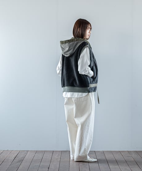 ARTE POVERA｜【 26WI67 】 チェコキルトパンツ(黒染) RE-フードベスト