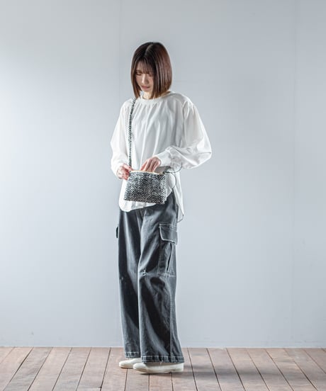 ATPOVA｜【 26WI34 】 縮絨ウールヘリンボーン サコッシュ (S)