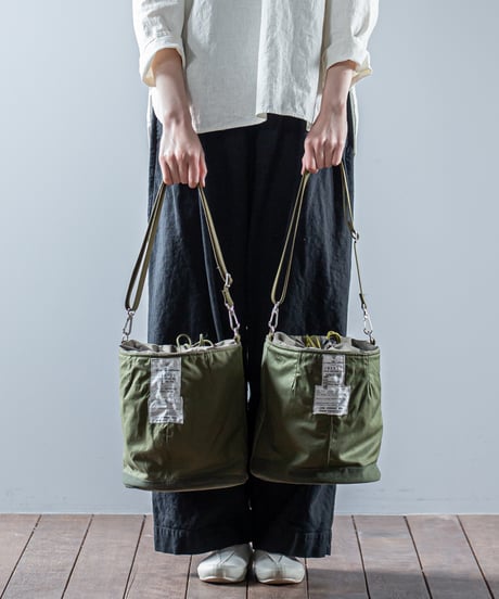 ARTE POVERA｜【 26WI58 】 イギリススモックパーカー RE-巾着ショルダーBAG (M)