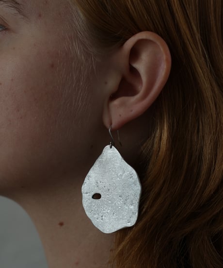 ★ARTEPOVERA｜【 artea-regoods902 】 Grundstof13 ハンドクラフトピアス  (ボックスラッピングにてお届け）