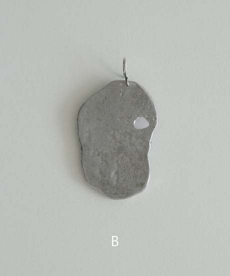 ★ARTEPOVERA｜【 artea-regoods902 】 Grundstof13 ハンドクラフトピアス  (ボックスラッピングにてお届け）
