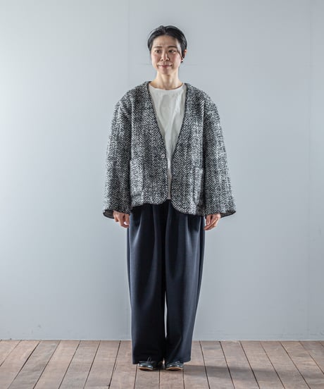 ATPOVA｜【 26WI33 】 縮絨ウールヘリンボーン ノーカラーJKT