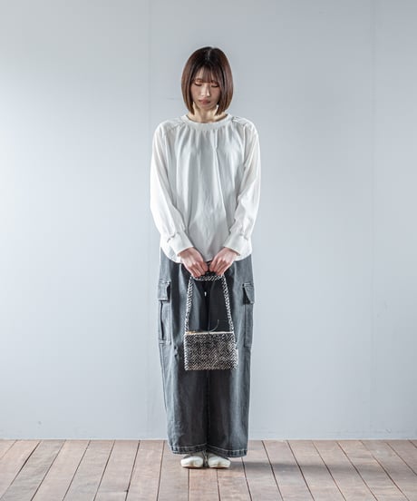 ATPOVA｜【 26WI34 】 縮絨ウールヘリンボーン サコッシュ (S)