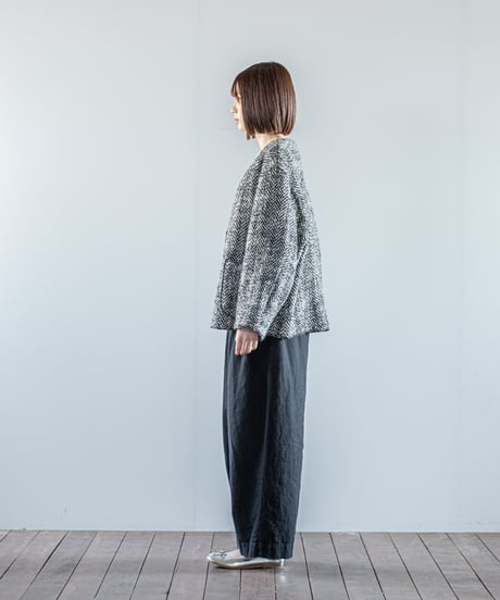 ATPOVA｜【 26WI33 】 縮絨ウールヘリンボーン ノーカラーJKT