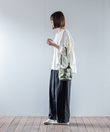 ARTE POVERA｜【 26WI57 】 イギリススモックパーカー RE-巾着ショルダーBAG (S)