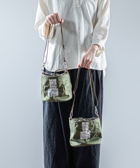 ARTE POVERA｜【 26WI57 】 イギリススモックパーカー RE-巾着ショルダーBAG (S)