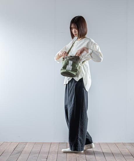 ARTE POVERA｜【 26WI57 】 イギリススモックパーカー RE-巾着ショルダーBAG (S)
