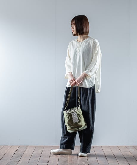 ARTE POVERA｜【 26WI58 】 イギリススモックパーカー RE-巾着ショルダーBAG (M)