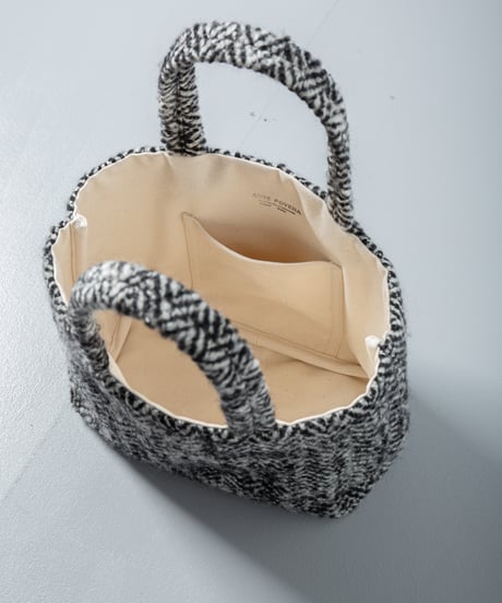 ATPOVA｜【 26WI38 】 縮絨ウールヘリンボーン トートBAG (M)