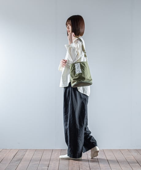 ARTE POVERA｜【 26WI58 】 イギリススモックパーカー RE-巾着ショルダーBAG (M)