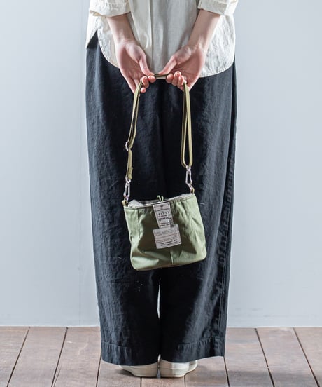 ARTE POVERA｜【 26WI57 】 イギリススモックパーカー RE-巾着ショルダーBAG (S)