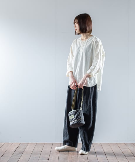 ARTE POVERA｜【 26WI65 】 チェコキルトパンツ(黒染) RE-巾着ショルダーBAG (S)