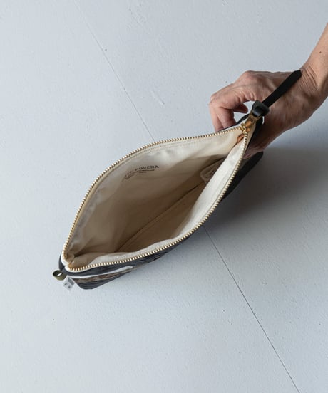 ★ARTE POVERA｜【 26WI72 】 チェコキルトパンツ（黒染め） RE-ポーチ（M）