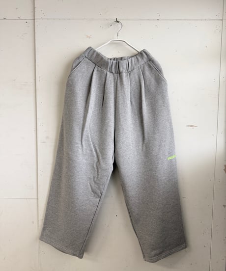 〈B品〉 ATPOVA｜【 2026spring17 】 杢裏毛 2タックワイドPT