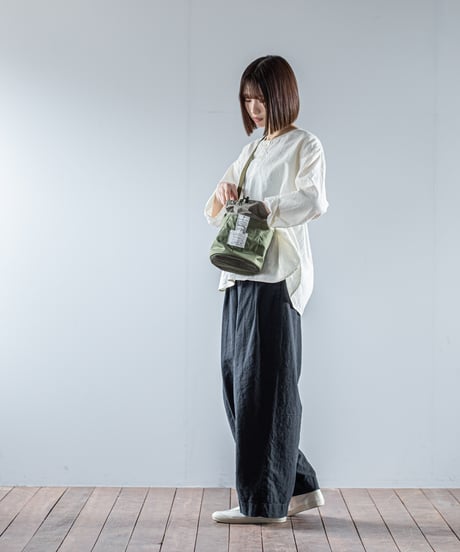 ARTE POVERA｜【 26WI57 】 イギリススモックパーカー RE-巾着ショルダーBAG (S)