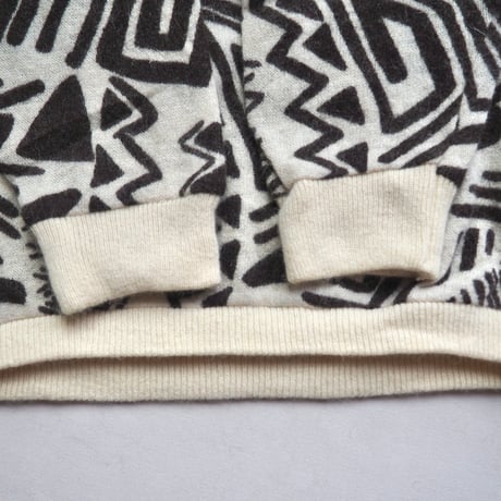 "biagetti" abstract embroidered sweater